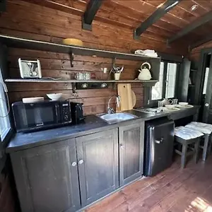 Roulotte / Tiny House Dans Les Alpilles Tente de luxe Saint-Rémy-de-Provence